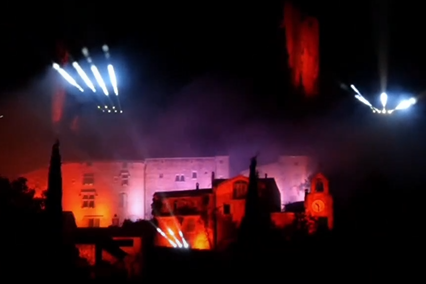 Spectacle son et lumières Fête médiévale du 15 aout Bourdeaux